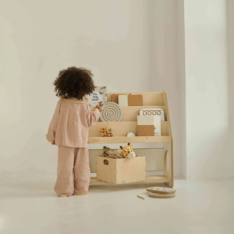 Shelf for books and toys
