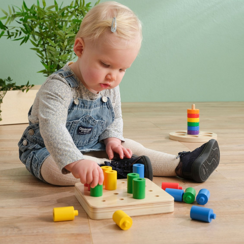 Sorting and counting game with cylinders