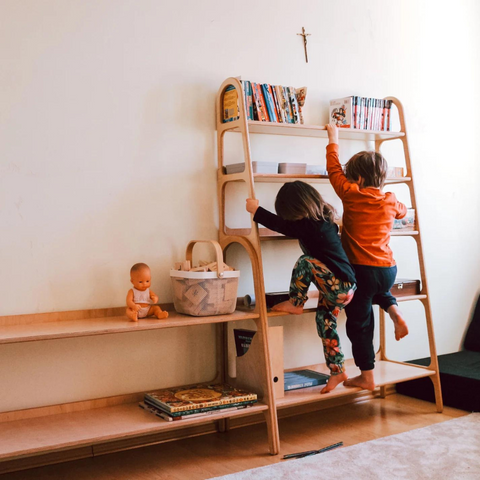 Shelf - 4 heights, 3 widths