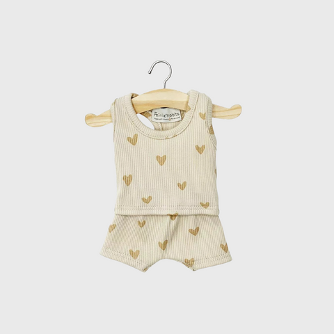 Minikane 34-37 cm. rūbai - kostiumėlis ekru su širdelėmis