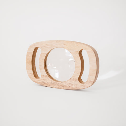 Magnifying glass - easy to hold
