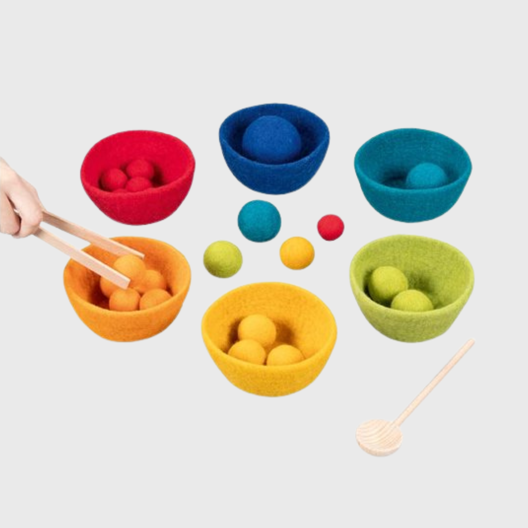 Spalvų rūšiavimo ir smulkiosios motorikos žaidimas