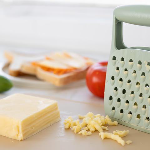 Kiddikutter safe children's grater