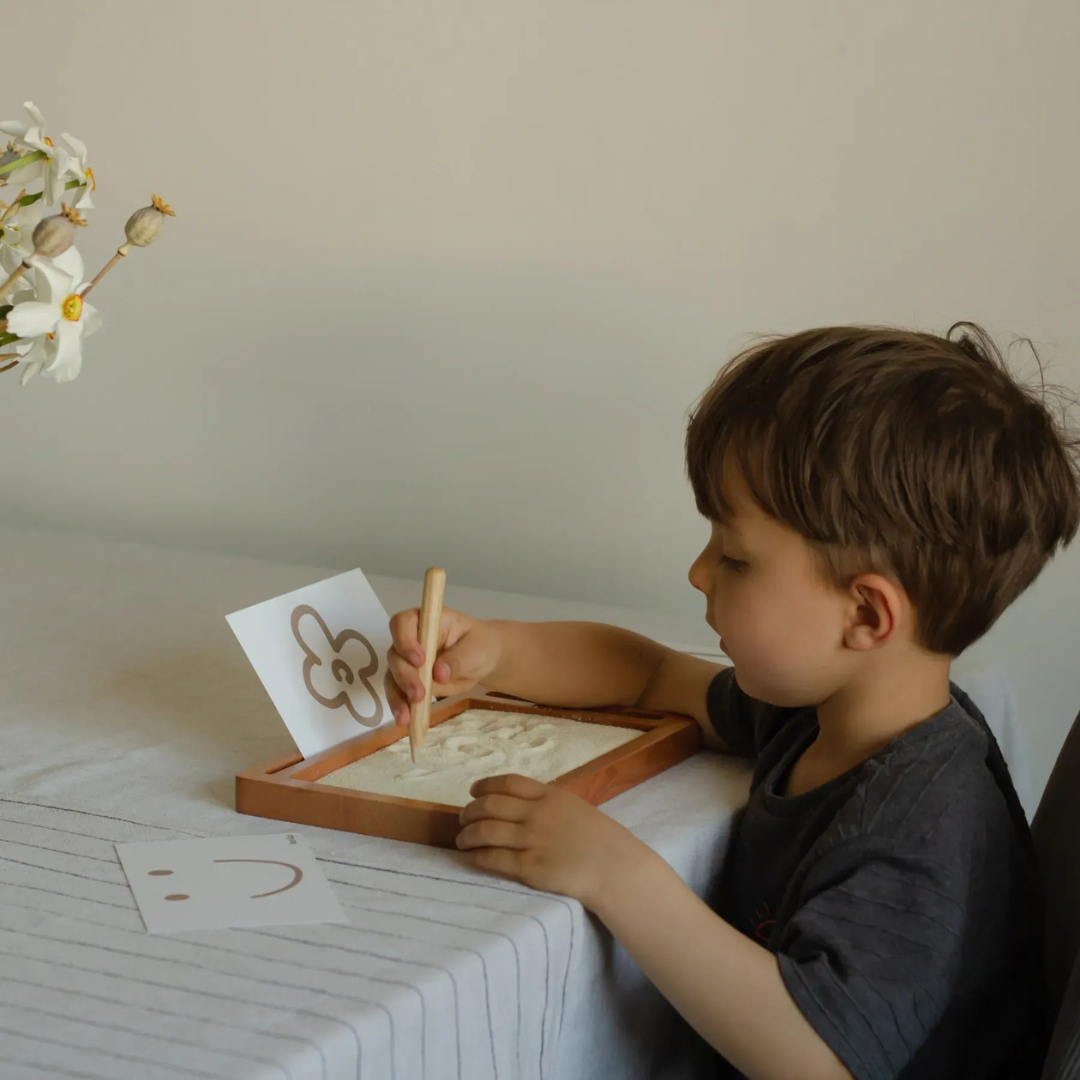 PREORDER Drawing and writing tray with sand