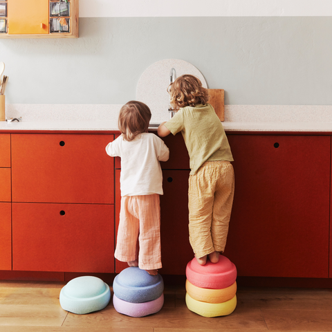 Stapelstein Rainbow Set kids pastel balancing stones