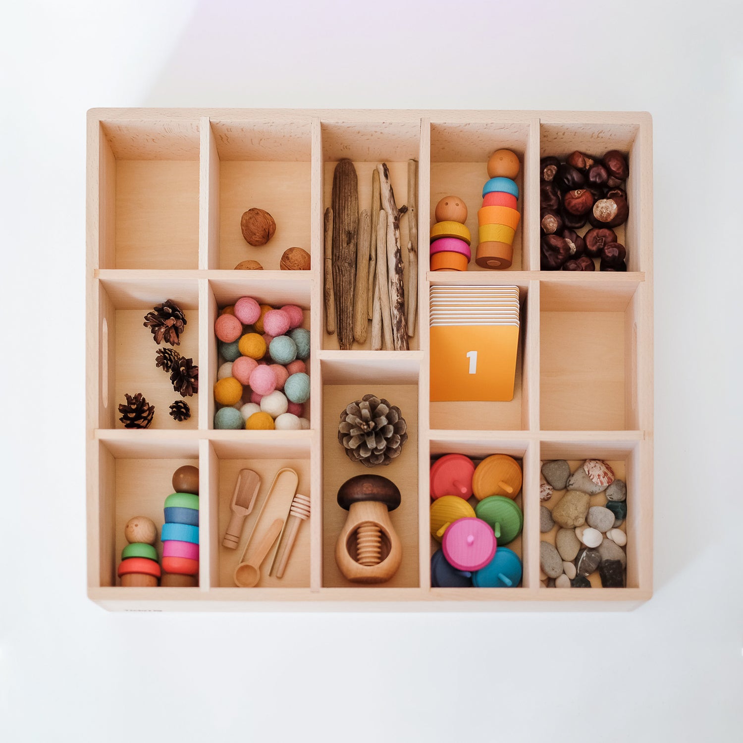 Rūšiavimo padėklas - 14 skyrių