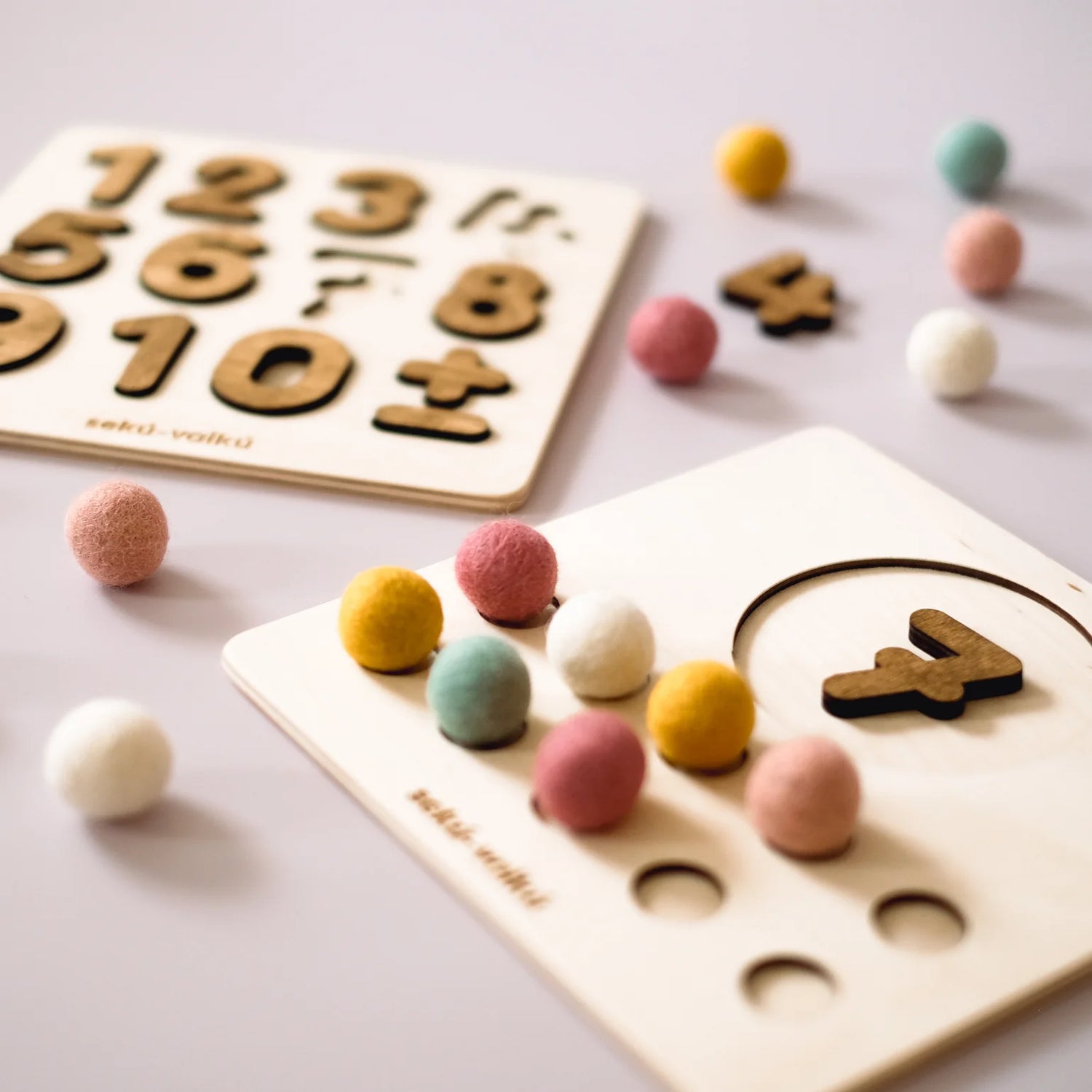 Skaičiavimo rinkinys - lentelė, dėlionė ir vilnos kamuoliukai